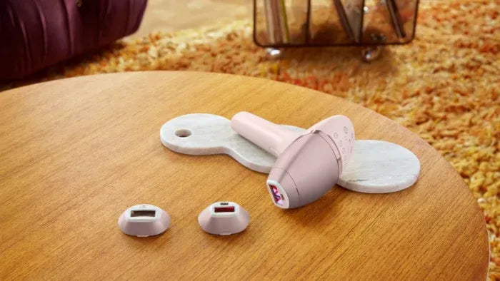 מסיר שיער לייזר לומאה | Philips Lumea IPL 9900 BRI958/00