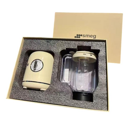SMEG 50's style tabletop blender with 1.5 liter Tritan jar and 800W power - cream color