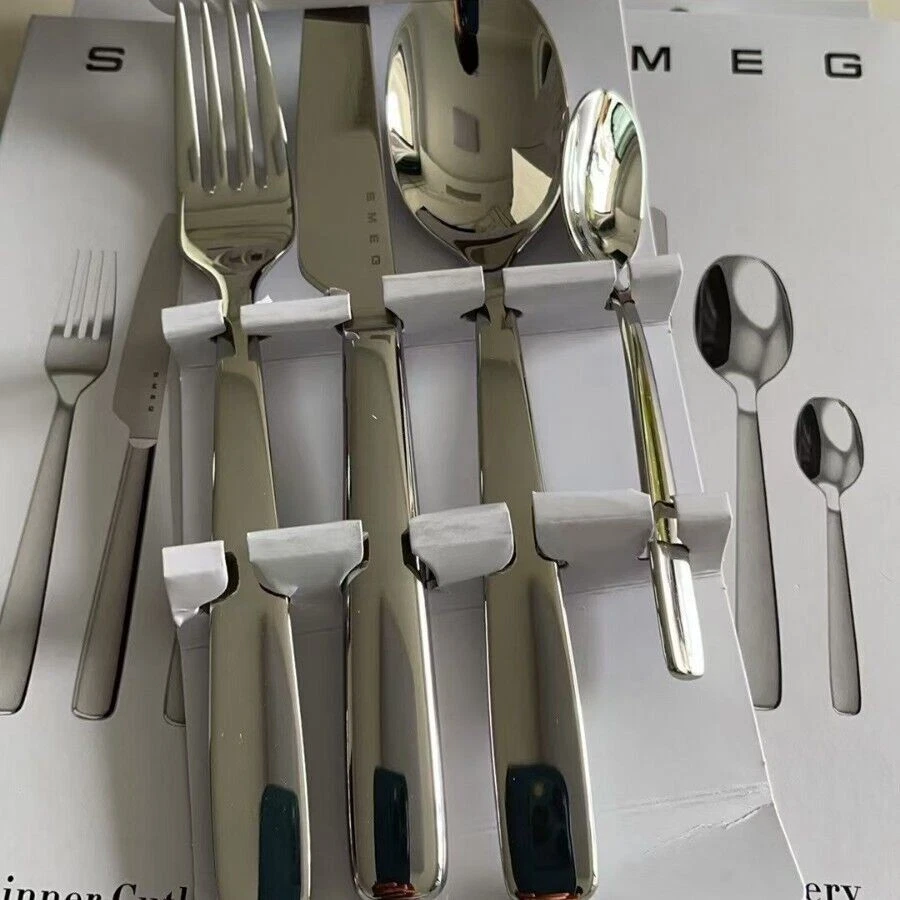 SMEG 24-piece cutlery set in luxurious Italian design – high-quality stainless steel with a glossy finish