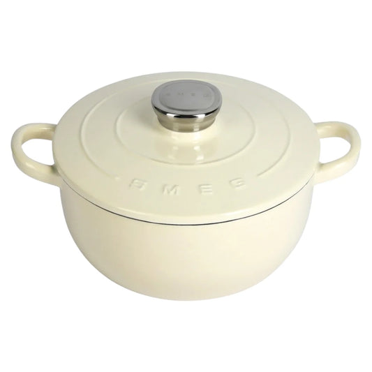 סיר ברזל יצוק של SMEG בנפח 4.2 ליטר עם ציפוי אמייל ומכסה - בז'