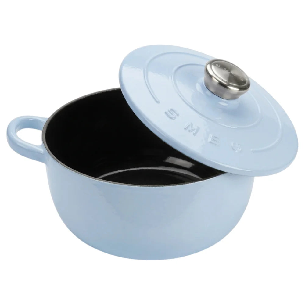 סיר ברזל יצוק של SMEG בנפח 4.2 ליטר עם ציפוי אמייל ומכסה - כחול