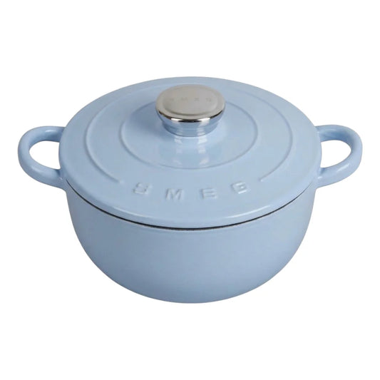 סיר ברזל יצוק של SMEG בנפח 4.2 ליטר עם ציפוי אמייל ומכסה - כחול